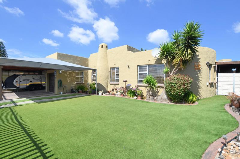 4 Bedroom Property for Sale in Blommendal Western Cape